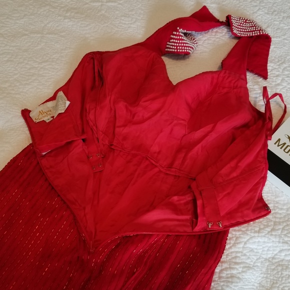 Dress 👗 Formal Perfect! Alyce beaded dress - Picture 5 of 8